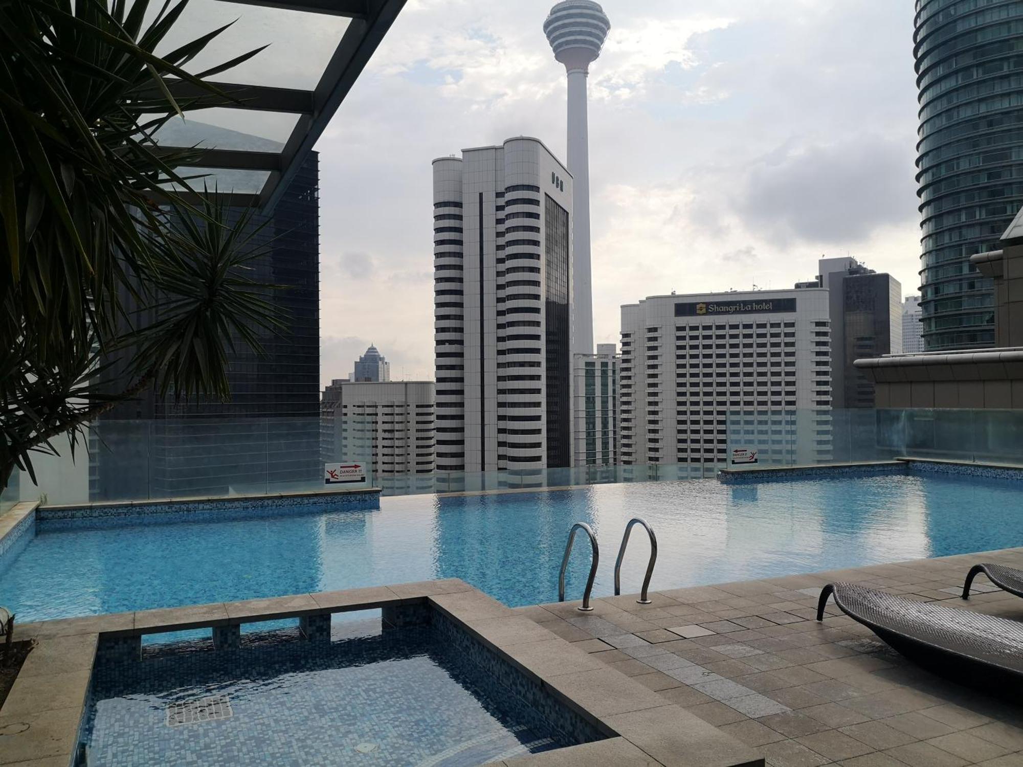 Cormar Suites Kuala Lumpur Exterior photo
