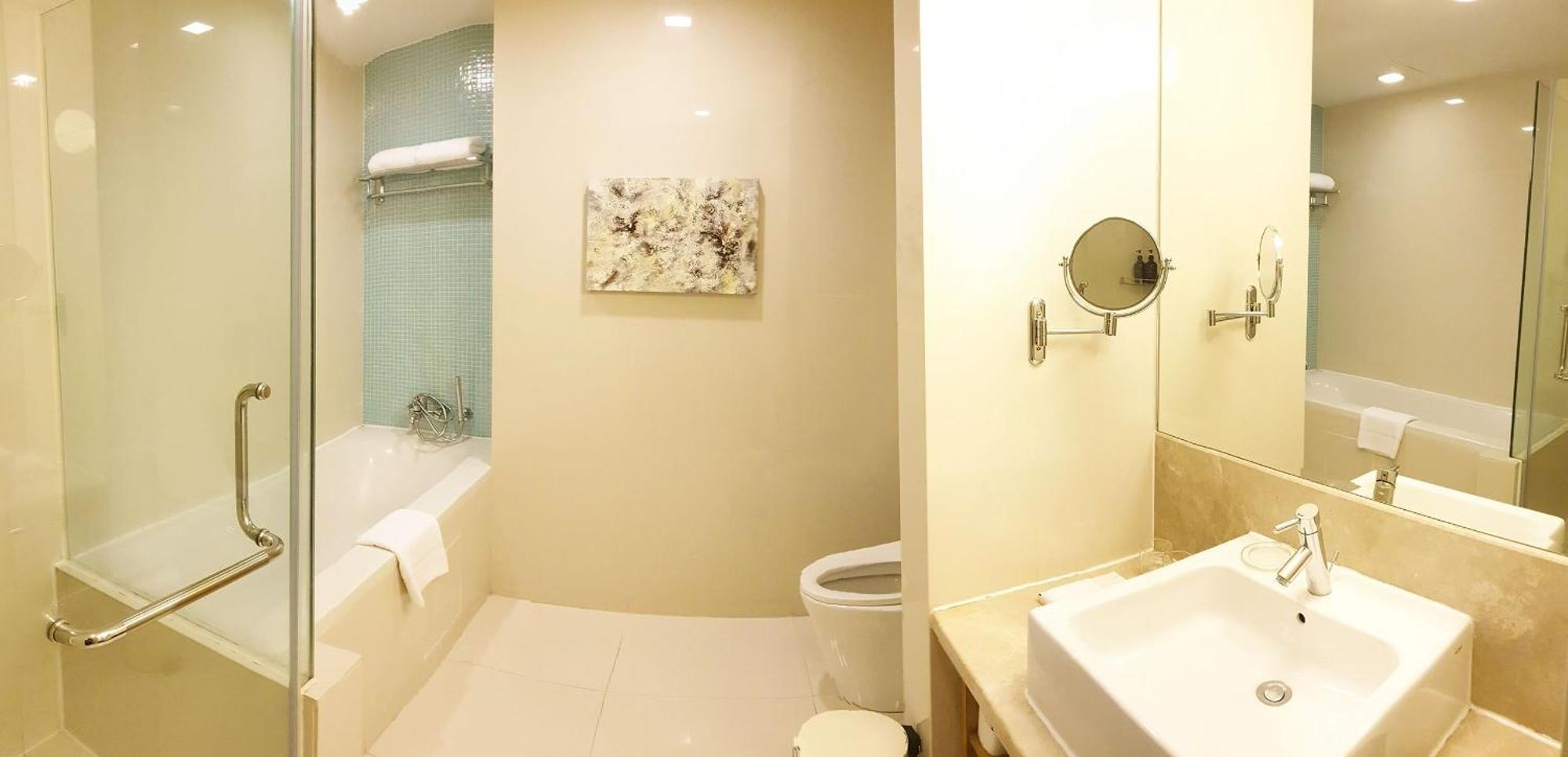 Cormar Suites Kuala Lumpur Room photo